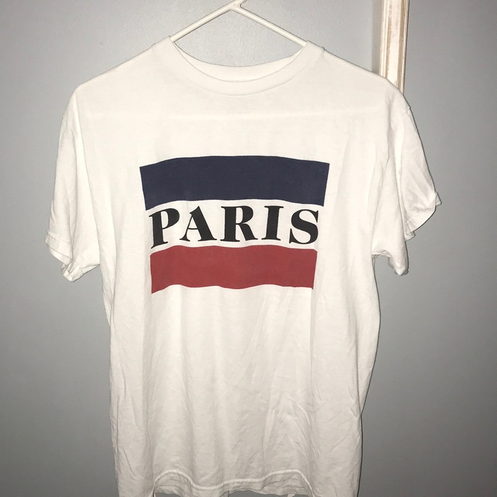 Brandy Melville ‘Paris’ tee